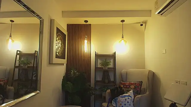 Coral Lise online show from 09-11-25, 11:21