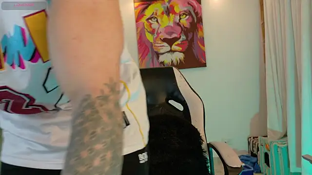 Ryannblue07 online show from 09-12-25, 12:11