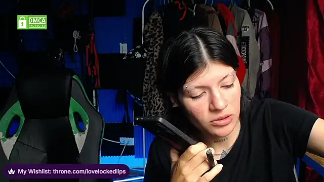 Snapshot of lovelockedlips chatting on 06-09-26, 07:47 lovelockedlips online show from 06-09-26, 07:47