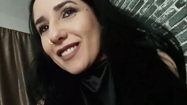 Snapshot of missdyaa chatting on 10-08-25, 11:24 missdyaa online show from 10-08-25, 11:24