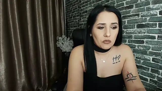 Snapshot of missdyaa chatting on 10-16-25, 12:00 missdyaa online show from 10-16-25, 12:00