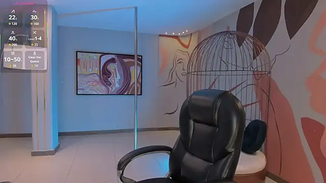 CandaseRussell online show from 10-23-25, 08:07