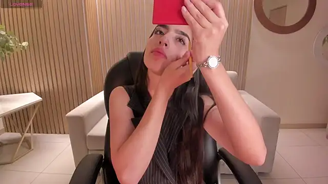 LarisaSmirnov online show from 12-20-25, 08:05