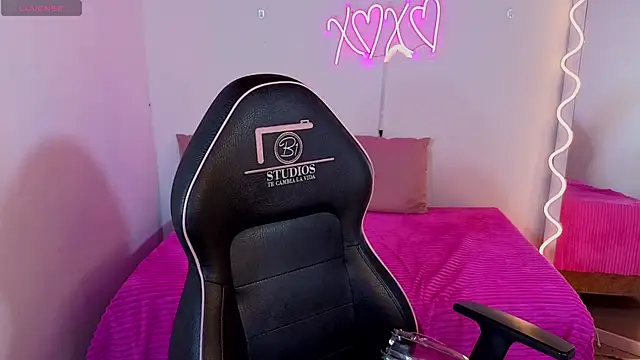 Malory tay1 online show from 11-24-25, 07:13