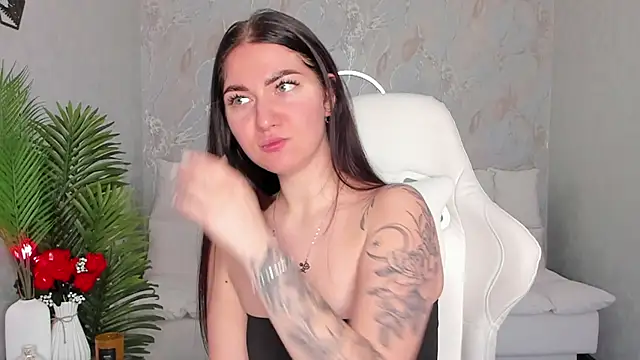 Snapshot of babyisperfect chatting on 10-30-25, 04:25 babyisperfect online show from 10-30-25, 04:25