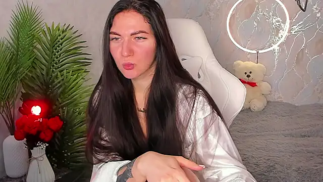 Snapshot of babyisperfect chatting on 12-02-25, 03:12 babyisperfect online show from 12-02-25, 03:12