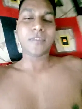 Snapshot of vikesh05 chatting on 10-18-25, 09:26 vikesh05 online show from 10-18-25, 09:26