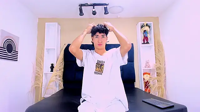 Snapshot of Jhojan_twink chatting on 10-03-25, 12:13 Jhojan twink online show from 10-03-25, 12:13