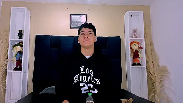 Snapshot of Jhojan_twink chatting on 10-07-25, 12:02 Jhojan twink online show from 10-07-25, 12:02