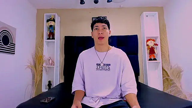 Snapshot of Jhojan_twink chatting on 10-15-25, 12:49 Jhojan twink online show from 10-15-25, 12:49