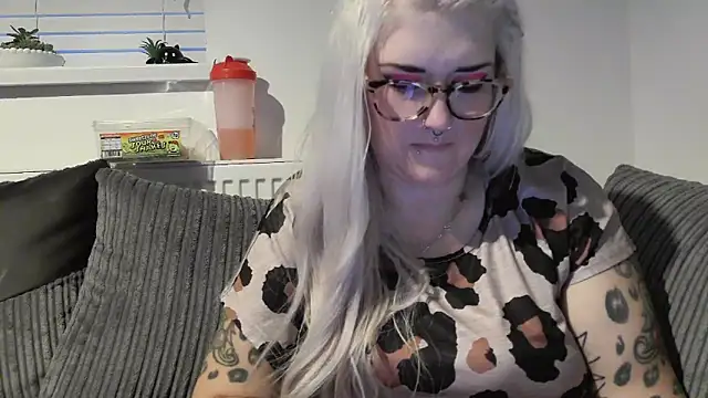 Sizzling Indie36 online show from 09-16-25, 06:31