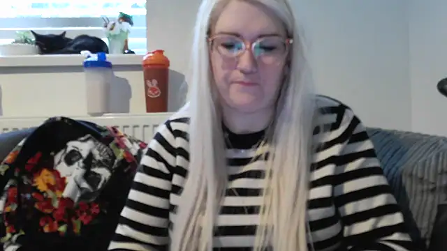 Sizzling Indie36 online show from 10-03-25, 08:33