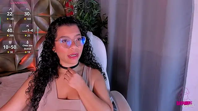 Snapshot of Dayanne_campbelll chatting on 10-25-25, 11:10 Dayanne campbelll online show from 10-25-25, 11:10