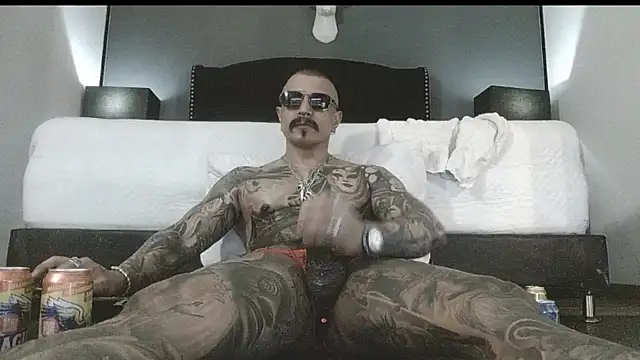 Snapshot of danilog515 chatting on 09-21-25, 02:35 danilog515 online show from 09-21-25, 02:35