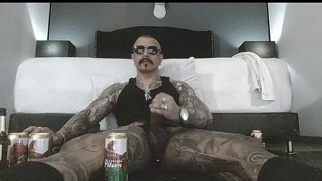 Snapshot of danilog515 chatting on 09-23-25, 04:26 danilog515 online show from 09-23-25, 04:26