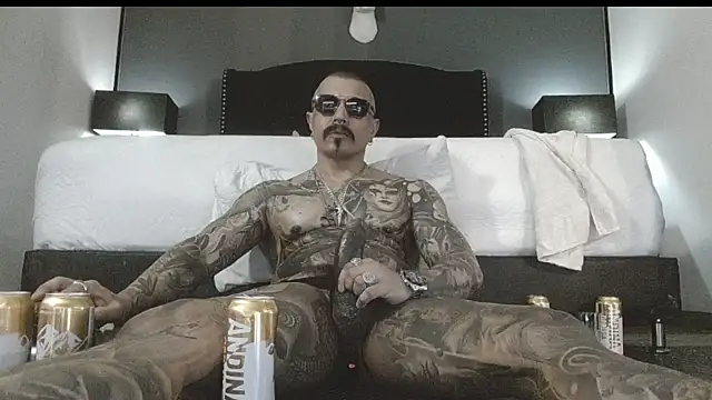 Snapshot of danilog515 chatting on 11-13-25, 11:03 danilog515 online show from 11-13-25, 11:03