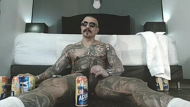 Snapshot of danilog515 chatting on 11-28-25, 05:37 danilog515 online show from 11-28-25, 05:37