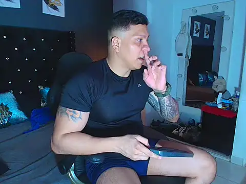 ethan dalton  online show from 10-25-25, 02:52