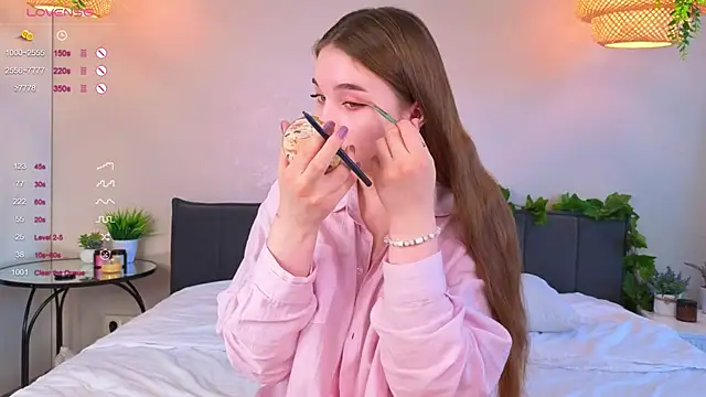 Snapshot of ConstanceHelms chatting on 09-09-25, 05:07 ConstanceHelms online show from 09-09-25, 05:07