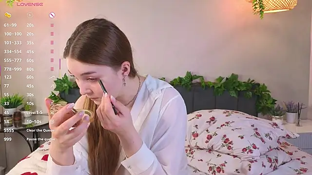 Snapshot of ConstanceHelms chatting on 11-10-25, 05:06 ConstanceHelms online show from 11-10-25, 05:06