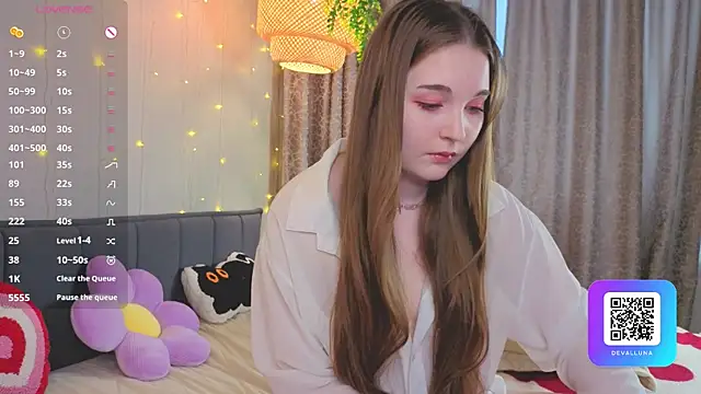 ConstanceHelms online show from 04-10-26, 05:12