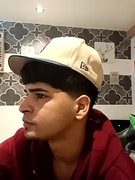 317894 online show from 01-11-26, 05:18