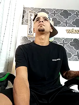 317894 online show from 01-17-26, 04:11