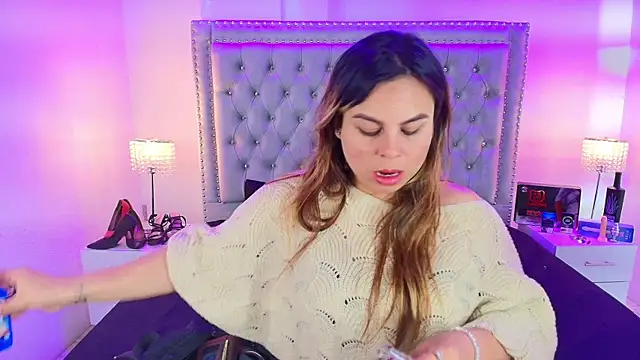 Snapshot of Lia_adamsss chatting on 09-12-25, 02:11 Lia adamsss online show from 09-12-25, 02:11