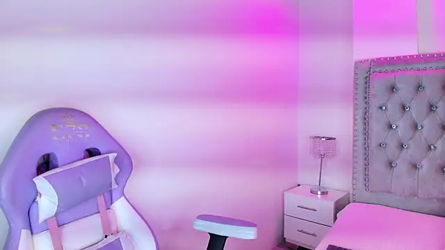 Lia adamsss online show from 04-09-26, 06:19