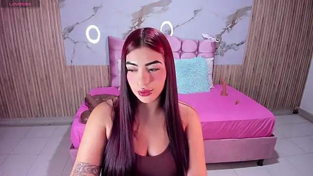 Nicolee19 online show from 04-20-26, 11:02