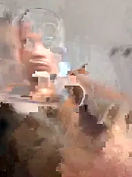 Snapshot of HenriquePhn chatting on 03-14-26, 12:06 HenriquePhn online show from 03-14-26, 12:06