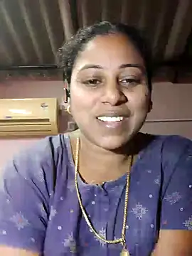 Snapshot of JENNIFERtamil chatting on 10-29-25, 07:10 JENNIFERtamil online show from 10-29-25, 07:10