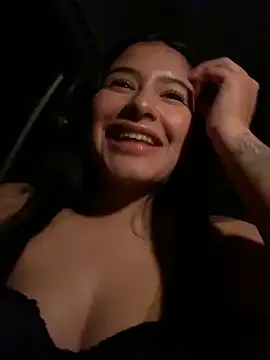 andrea gomes  online show from 10-12-25, 06:12