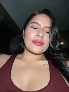 andrea gomes  online show from 04-25-26, 05:32