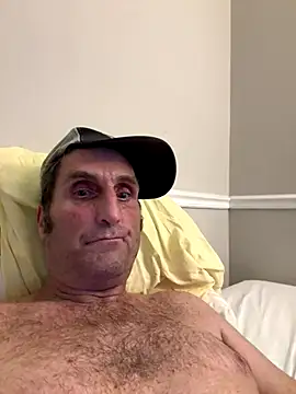 Snapshot of Bw3322 chatting on 10-06-25, 05:38 Bw3322 online show from 10-06-25, 05:38