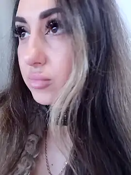 Brilliant-Splashes online show from 03-18-25, 06:14