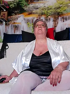 QueenPammy1 online show from 02-21-26, 07:53