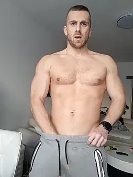 trainwithme online show from 11-18-25, 09:03