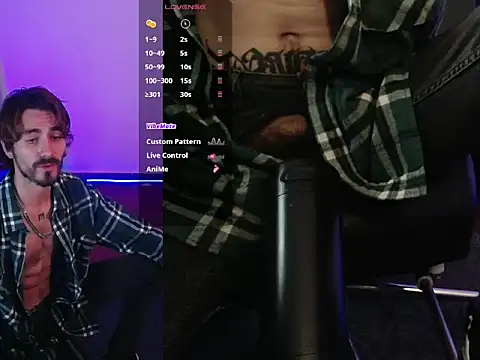 Snapshot of Aaron_malikk chatting on 11-09-25, 11:03 Aaron malikk online show from 11-09-25, 11:03