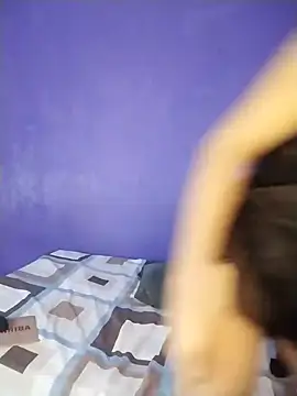 Snapshot of marina_huerta03 chatting on 11-01-25, 07:05 marina huerta03 online show from 11-01-25, 07:05