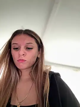 Snapshot of aliisonn__parker26 chatting on 03-20-25, 07:25 aliisonn parker26 online show from 03-20-25, 07:25