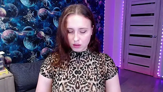 Snapshot of BarbiePieer chatting on 10-20-25, 01:55 BarbiePieer online show from 10-20-25, 01:55