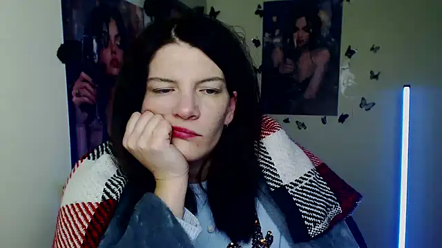 VanessaRey  online show from 01-15-26, 05:23