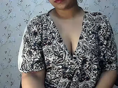 sonali4 online show from 09-10-25, 02:39