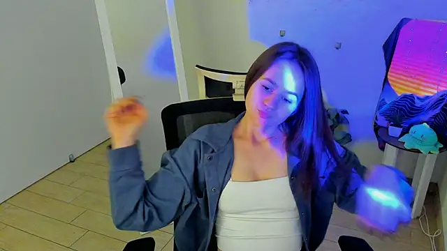 Catherine e online show from 10-04-25, 06:17