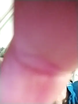 Snapshot of Piono chatting on 03-21-25, 07:24 Piono online show from 03-21-25, 07:24