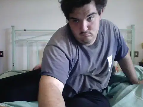 Snapshot of Piono chatting on 11-17-25, 07:58 Piono online show from 11-17-25, 07:58