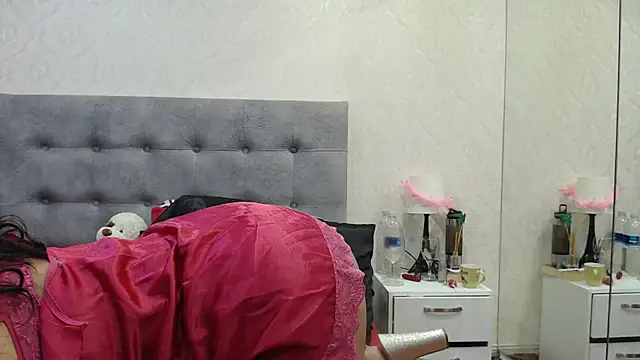 ScarlettGreen  online show from 02-10-26, 11:25