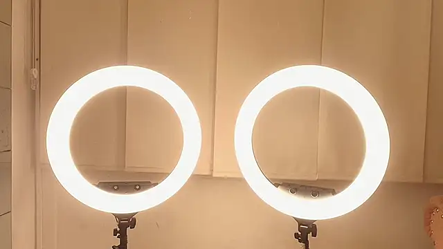 juliana luque online show from 12-03-25, 12:03