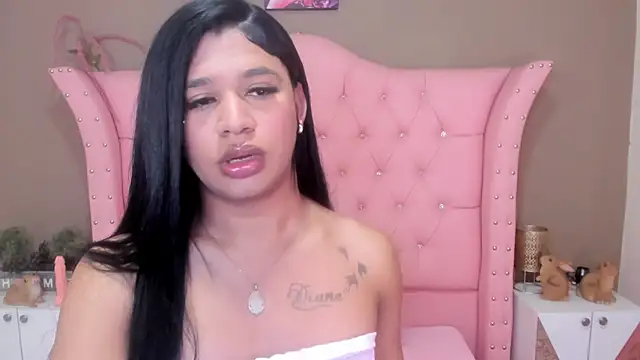 Snapshot of Samantha_Evans_18 chatting on 03-22-25, 04:24 Samantha Evans 18 online show from 03-22-25, 04:24